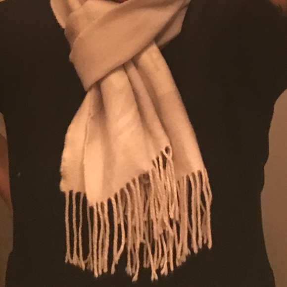 Auth LOUIS VUITTON ECHARPE BARODA 100% Cashmere - Picture 5 of 7